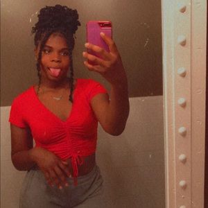 Meet your Posher, Meosha